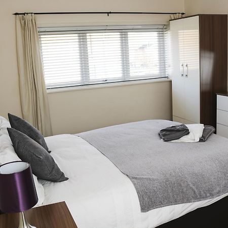 Parks Nest 5 Apartment Kingston upon Hull ภายนอก รูปภาพ