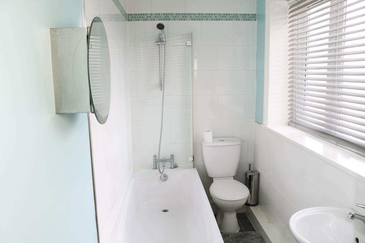 Parks Nest 5 Apartment Kingston upon Hull ภายนอก รูปภาพ